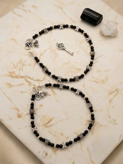 Elegant Blossom Charm Black butterfly Beaded Anklet
